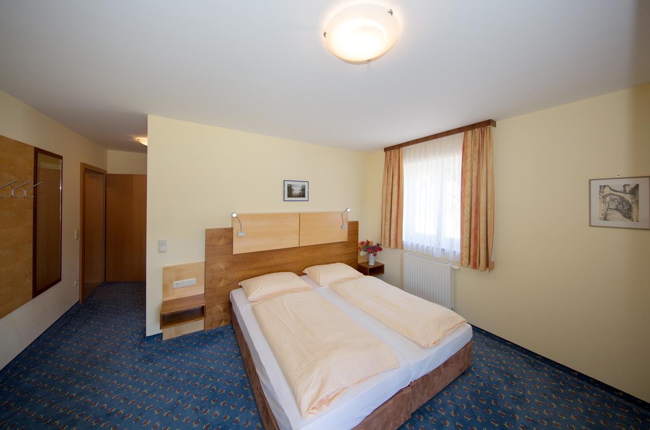 Gasthof - Landhotel Ernst Untermuhl Екстер'єр фото